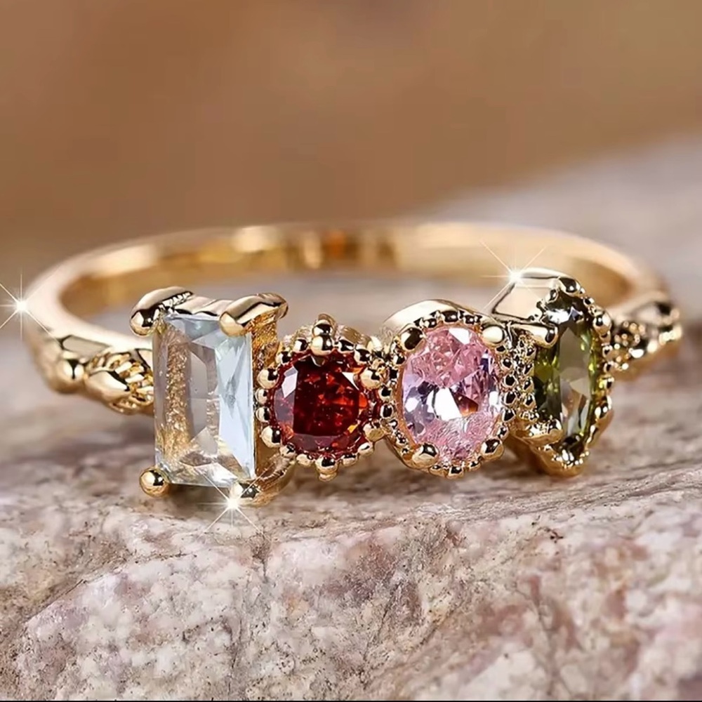 💍 Gold plated gem stone ring 💍 *NEW*